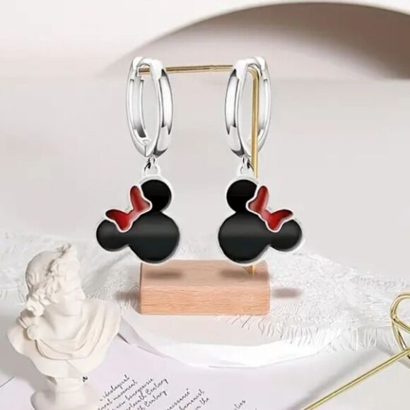 Sterling Silver Minnie Mouse Earrings - Picture 1 of 5